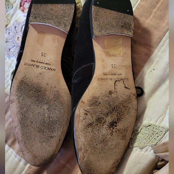 Manolo Blahnik Brown Velvet Oxfords - Size 35 - Picture 2 of 3